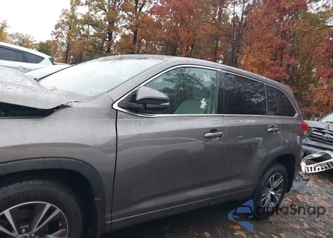 2018 Toyota Highlander Le из США, поврежденный, VIN 5TDBZRFH5JS487730